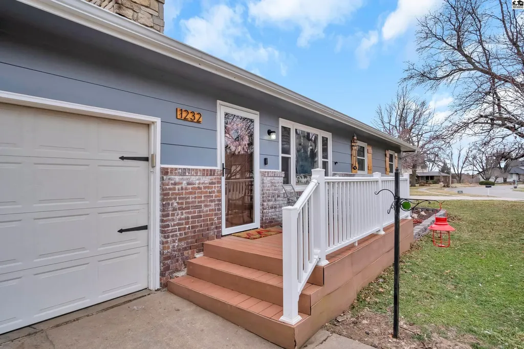 1232 E Hulse Street Mcpherson KS 67460