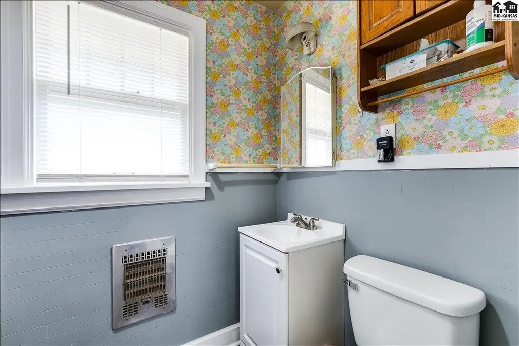 100 E 13th Avenue Hutchinson KS 67501