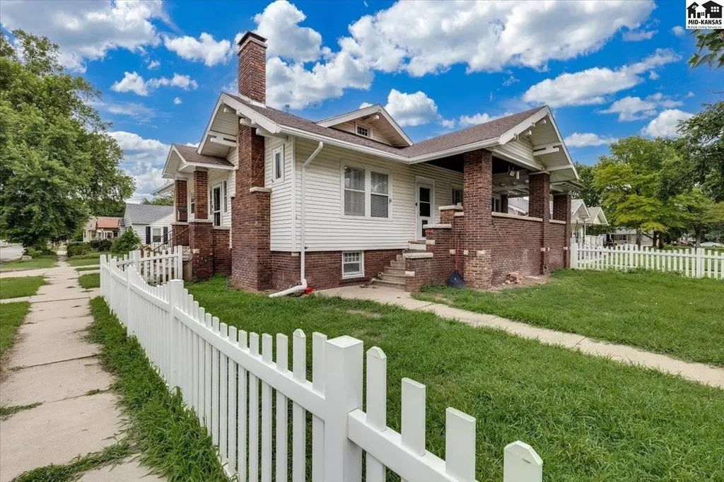 100 E 13th Avenue Hutchinson KS 67501