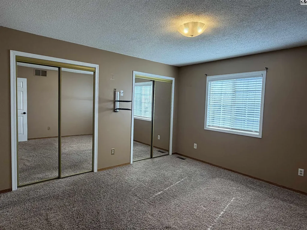 623 Oxford Drive Mcpherson KS 67460