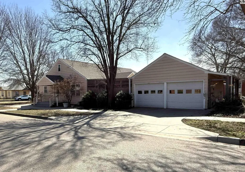 624 N Springfield Anthony KS 67003