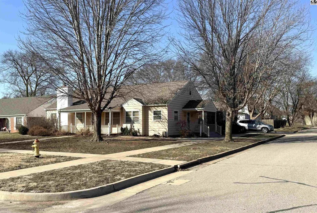 624 N Springfield Anthony KS 67003