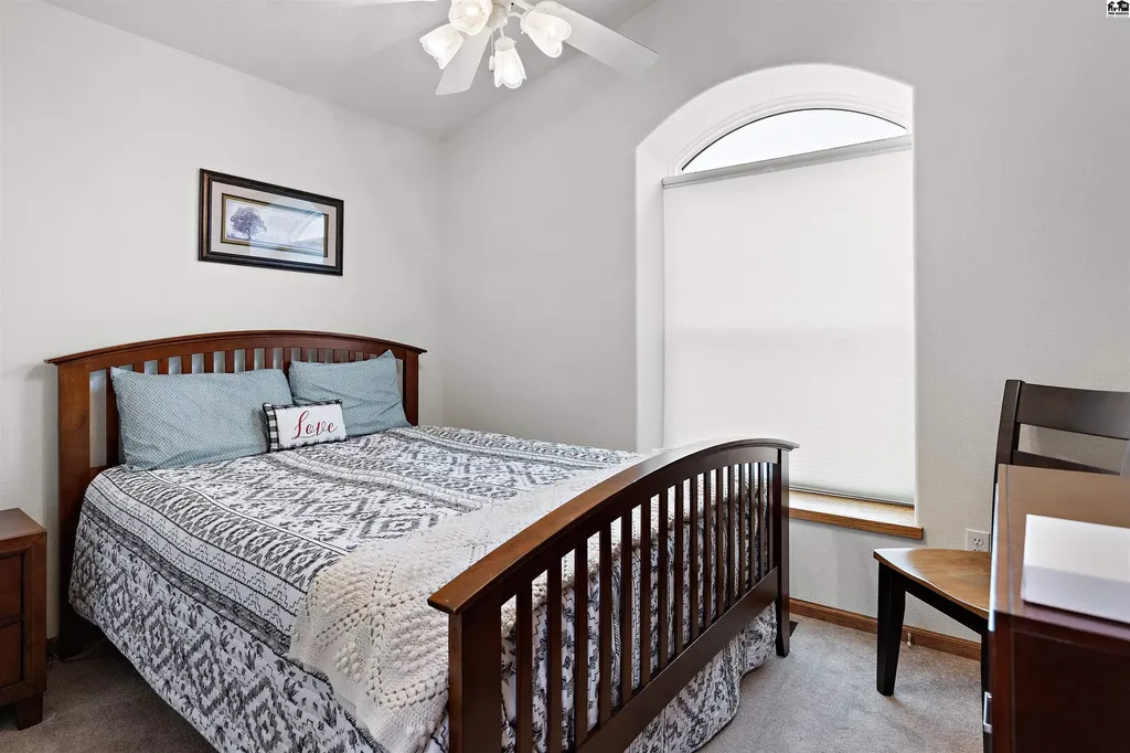 329 Kisiwa Village Road Hutchinson KS 67502