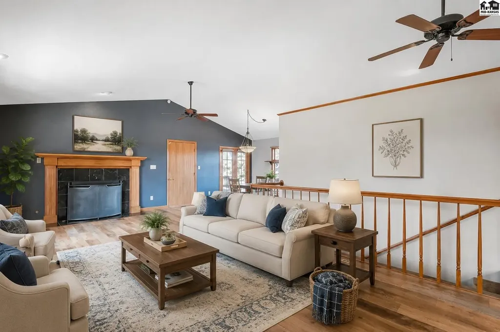5804 W 50th Avenue Hutchinson KS 67502