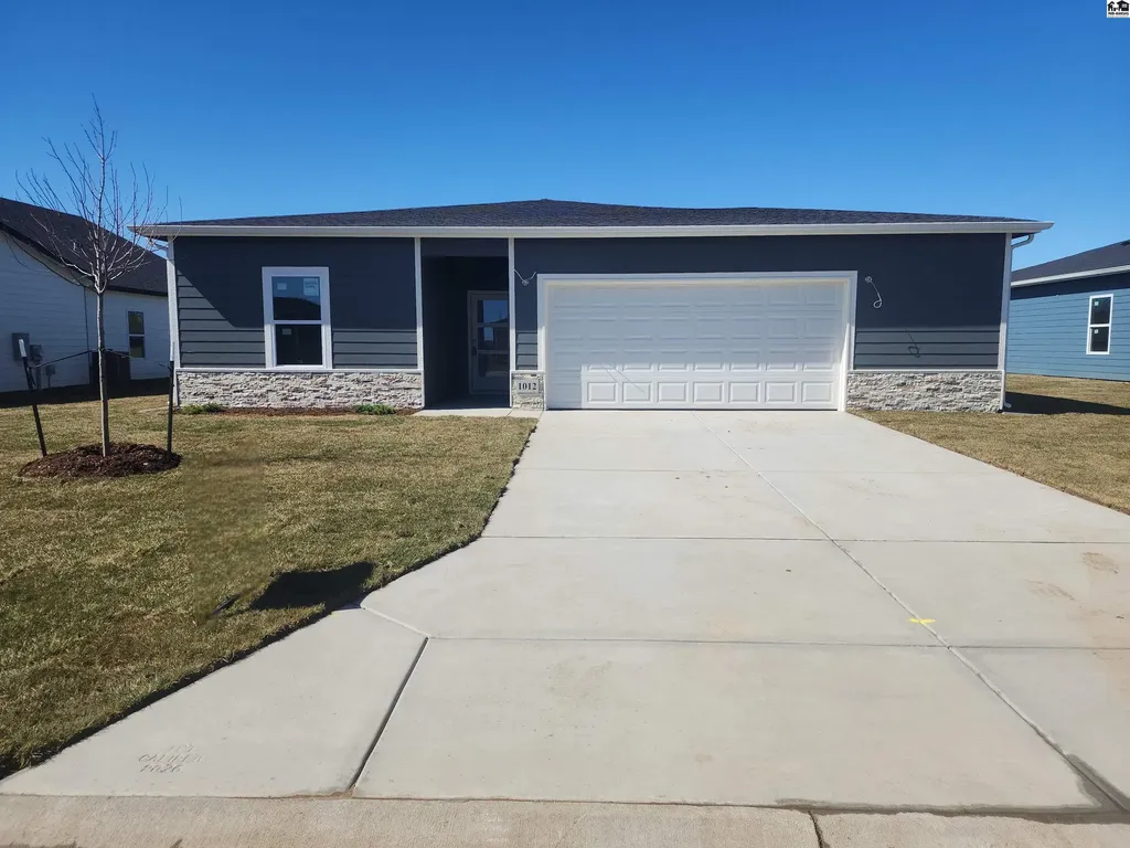 1012 Spring Creek Road Mcpherson KS 67460