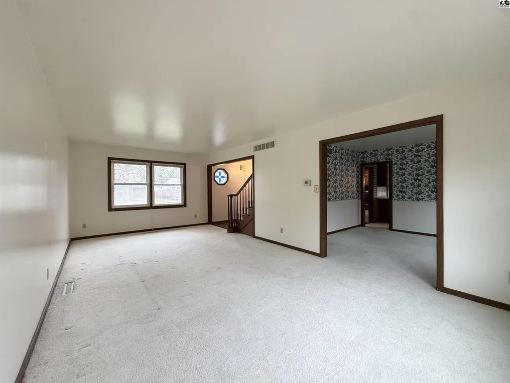 40 Tomahawk Road Hutchinson KS 67502