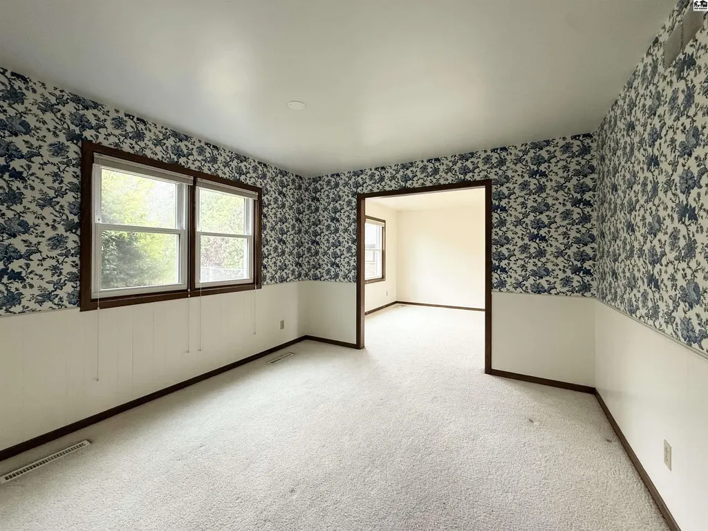 40 Tomahawk Road Hutchinson KS 67502