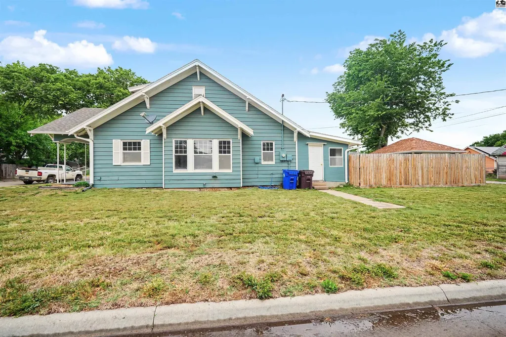 102 N Swedonia Marquette KS 67464