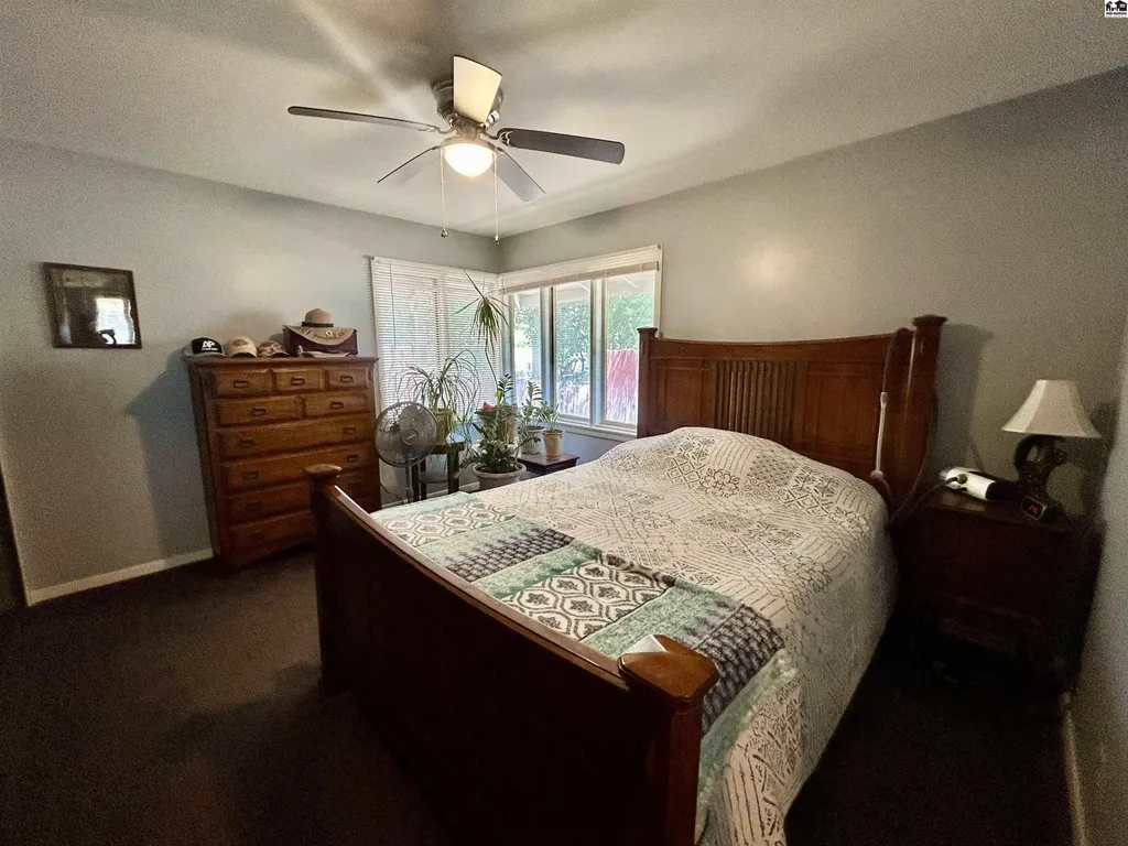 114 Carlton Road Hutchinson KS 67502