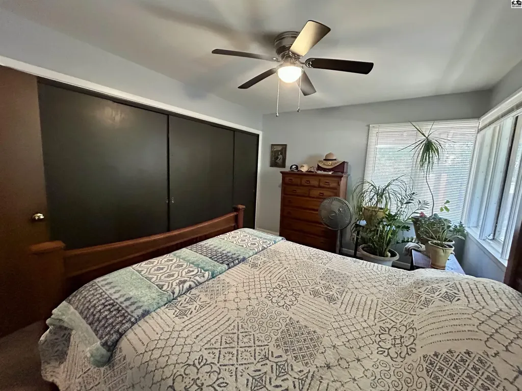 114 Carlton Road Hutchinson KS 67502