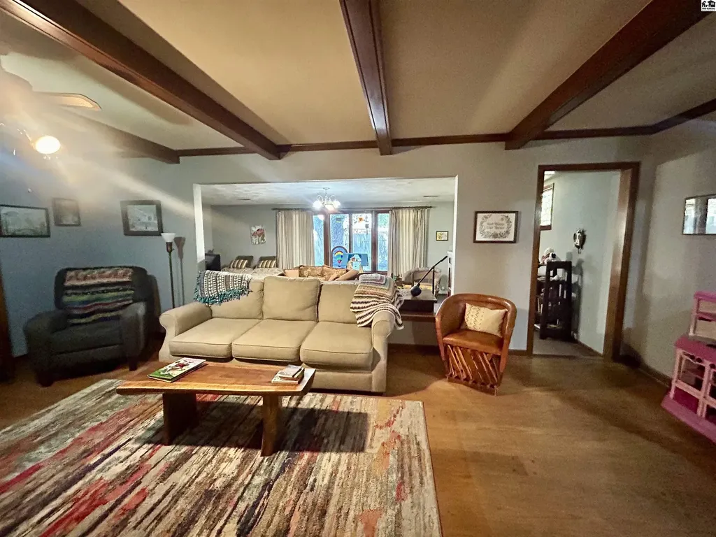 114 Carlton Road Hutchinson KS 67502
