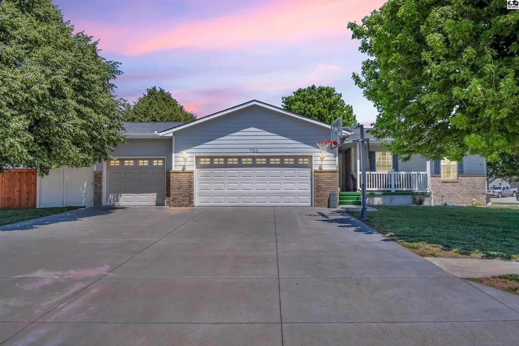 700 Harvest Court Mcpherson KS 67460