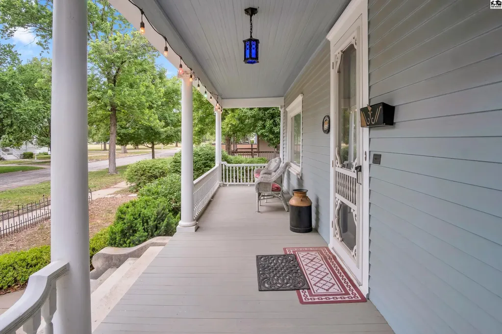 215 S Walnut Street Mcpherson KS 67460