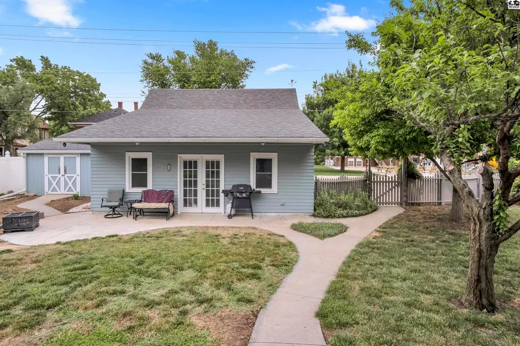 215 S Walnut Street Mcpherson KS 67460
