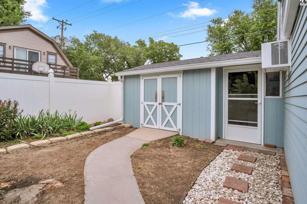 215 S Walnut Street Mcpherson KS 67460