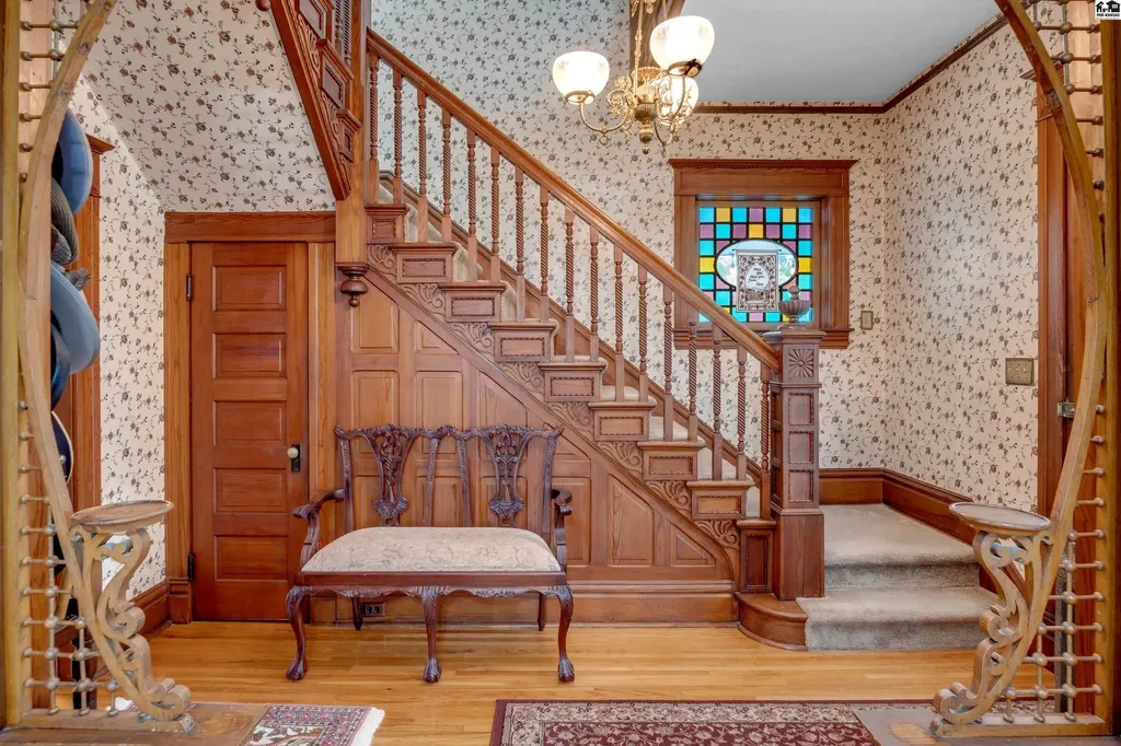 215 S Walnut Street Mcpherson KS 67460