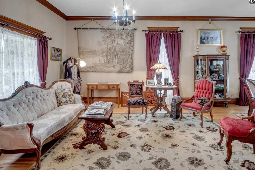 215 S Walnut Street Mcpherson KS 67460