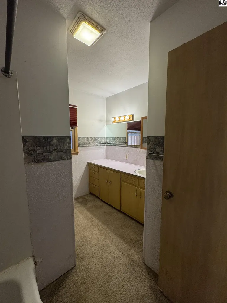 435 Coronado Street Kingman KS 67068