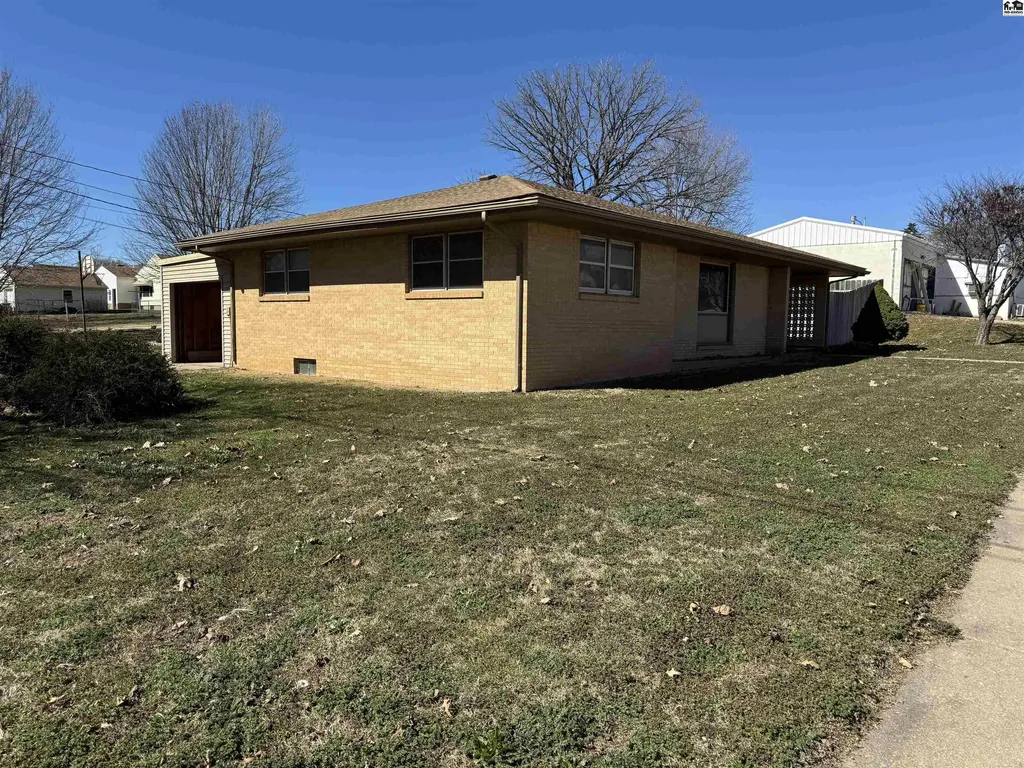 435 Coronado Street Kingman KS 67068