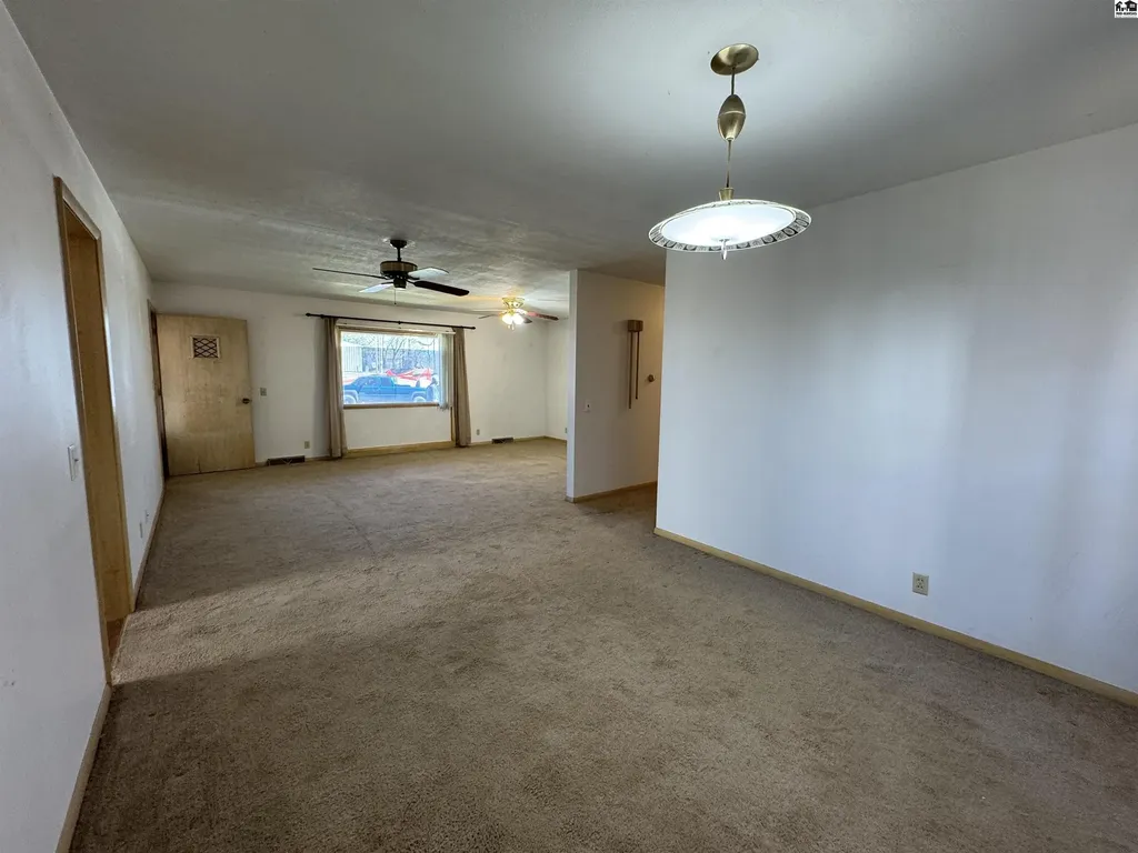 435 Coronado Street Kingman KS 67068