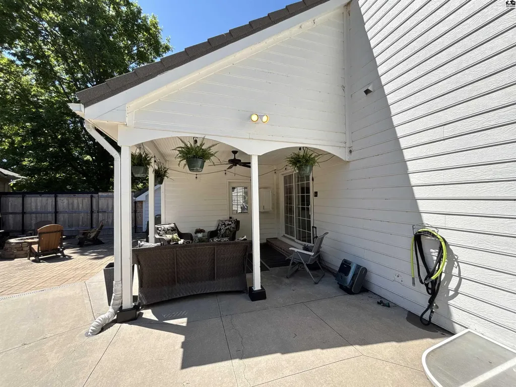 1456 Briarwood Lane Mcpherson KS 67460