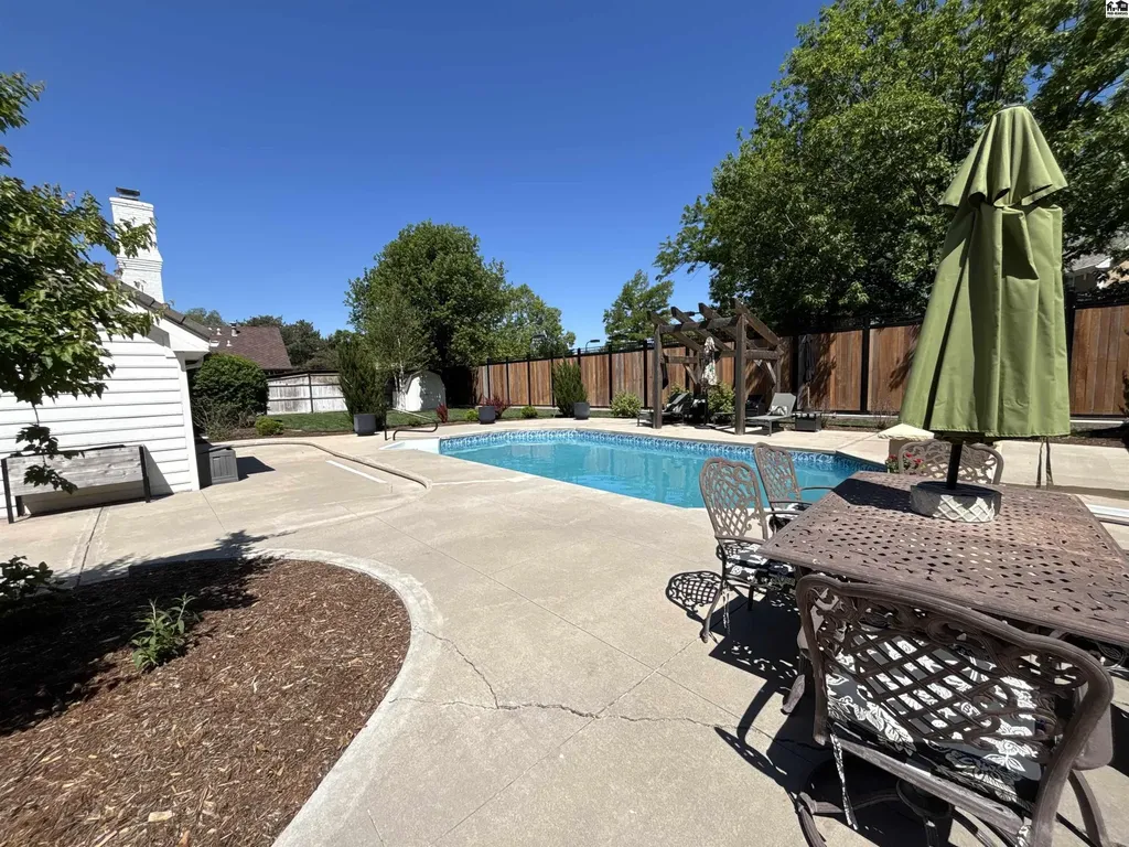 1456 Briarwood Lane Mcpherson KS 67460