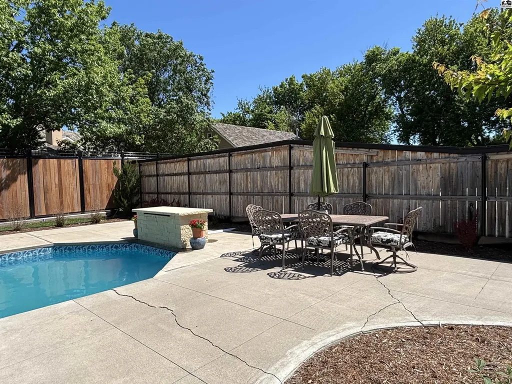 1456 Briarwood Lane Mcpherson KS 67460