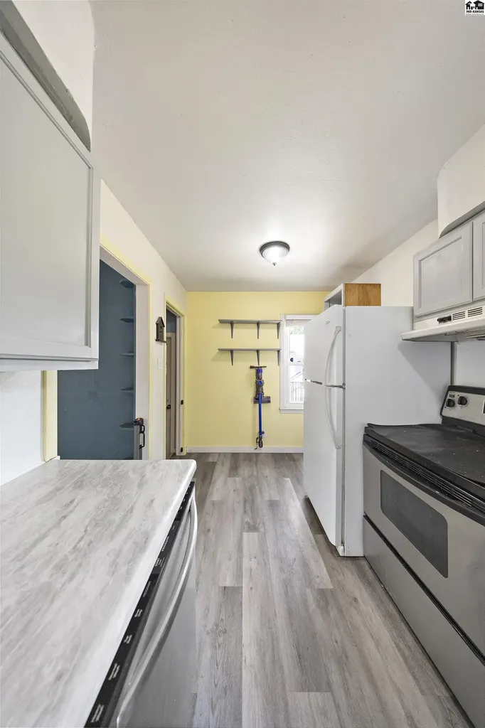 308 W 25th Avenue Hutchinson KS 67502