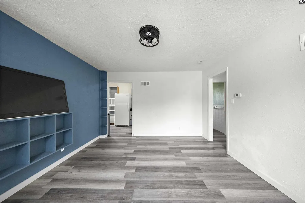 308 W 25th Avenue Hutchinson KS 67502