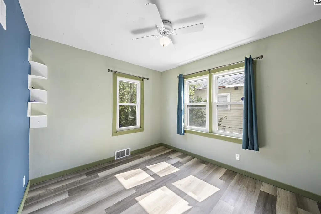 308 W 25th Avenue Hutchinson KS 67502