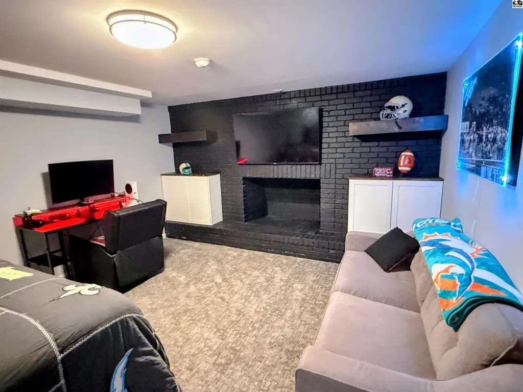 3407 Syler Drive Hutchinson KS 67502