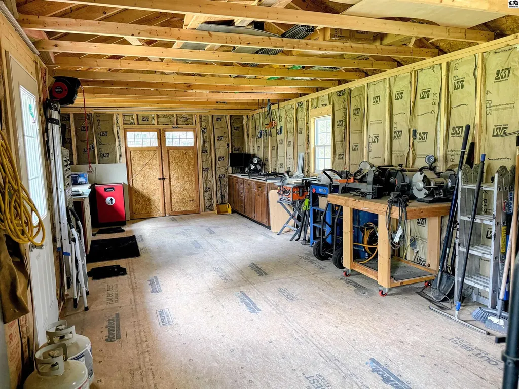 3407 Syler Drive Hutchinson KS 67502
