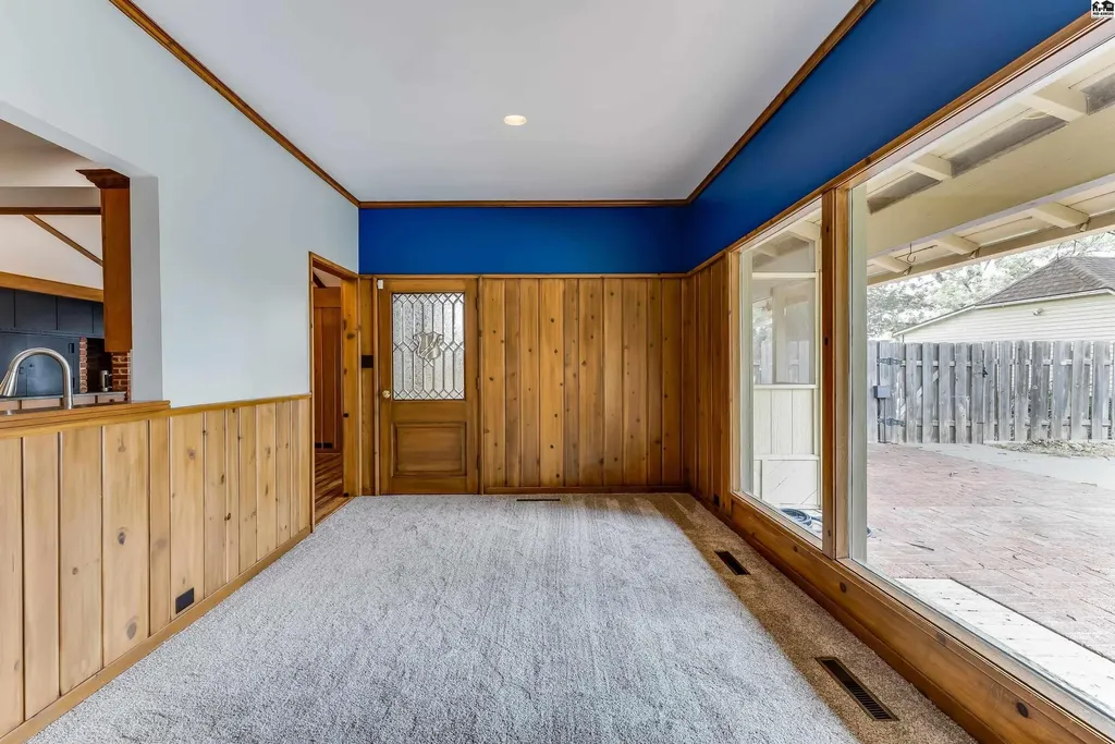 101 W 30th Avenue Hutchinson KS 67502
