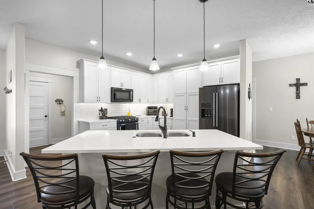 1644 Sonora Drive Mcpherson KS 67460