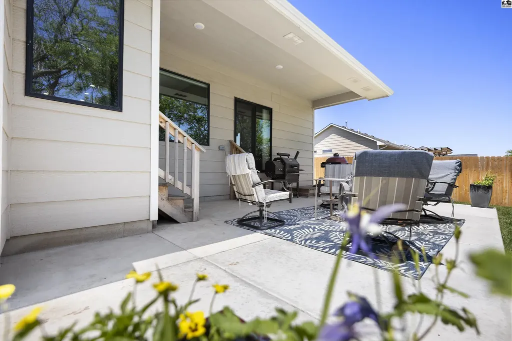 1644 Sonora Drive Mcpherson KS 67460