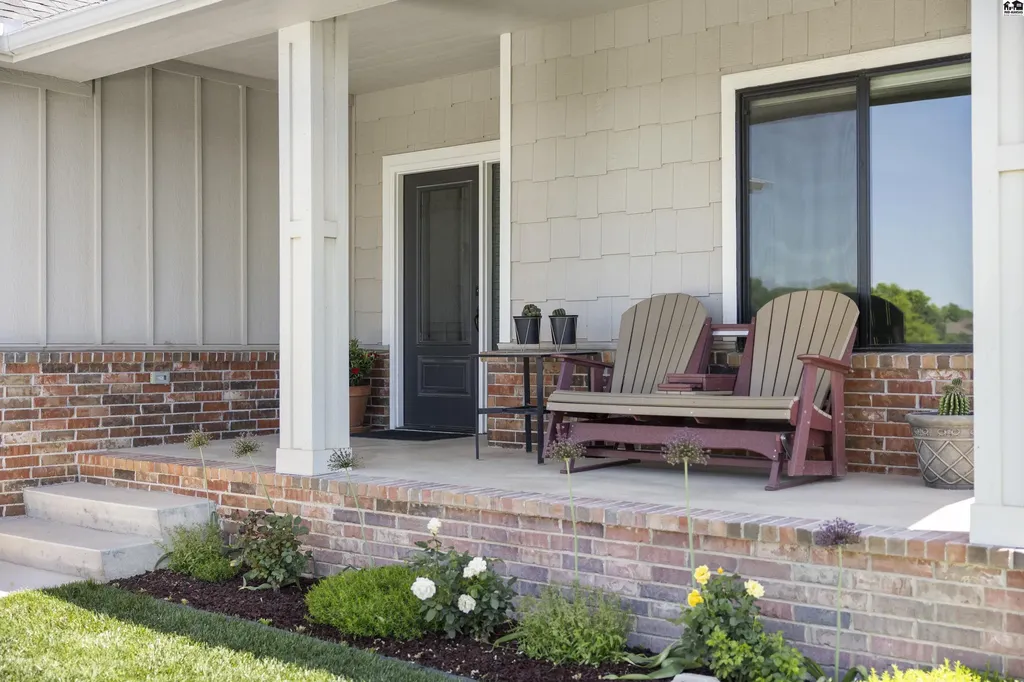 1644 Sonora Drive Mcpherson KS 67460