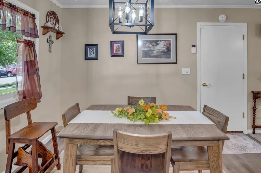305 Oak Park Drive Mcpherson KS 67460