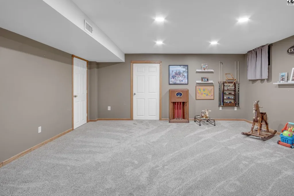 1485 Janasu Road Mcpherson KS 67460