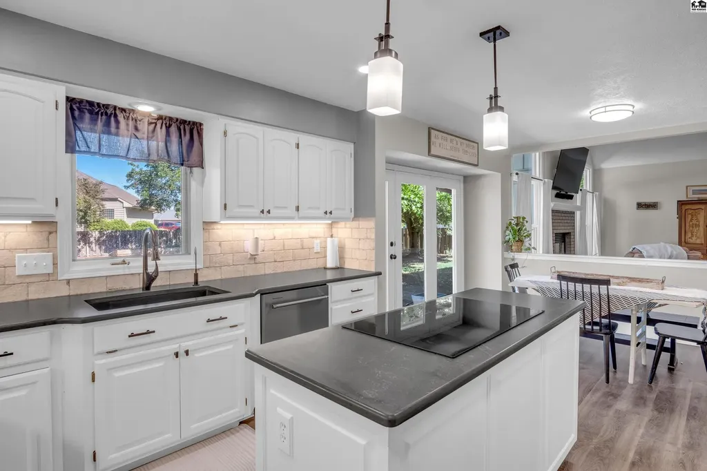 1485 Janasu Road Mcpherson KS 67460