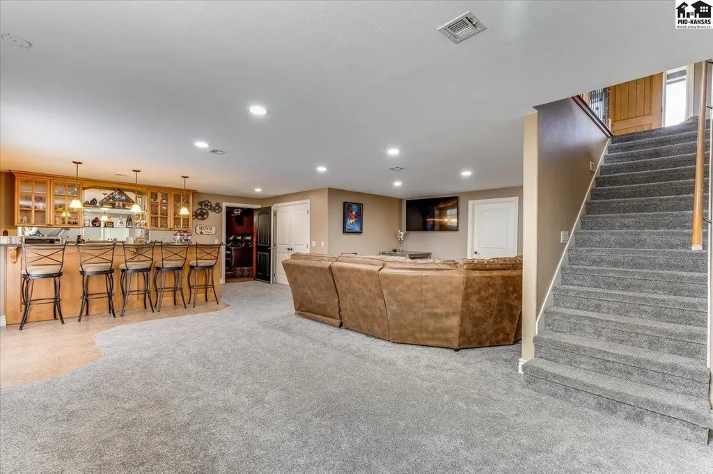 1310 N Wilshire Drive Hutchinson KS 67501