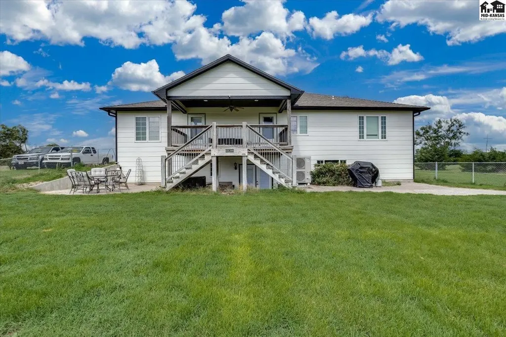 1310 N Wilshire Drive Hutchinson KS 67501