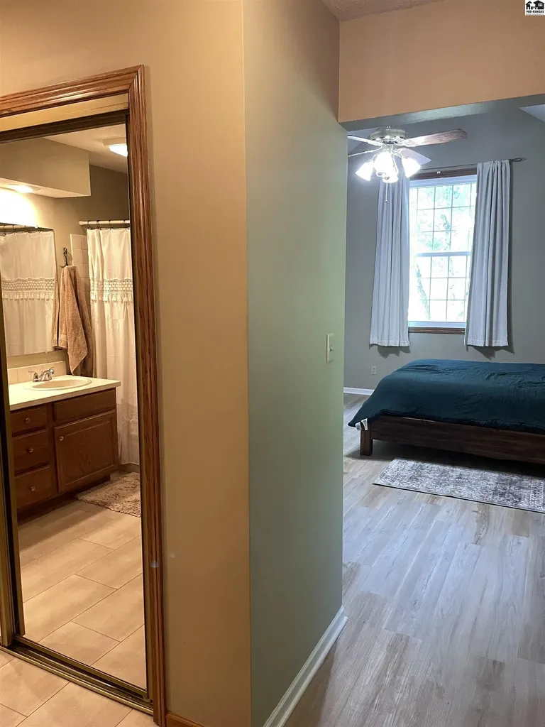 3009 N Ridgecrest Drive Hutchinson KS 67502
