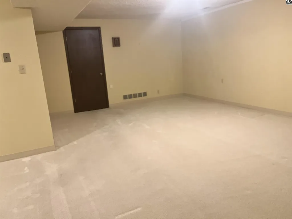 2603 Colorado Street Hutchinson KS 67502