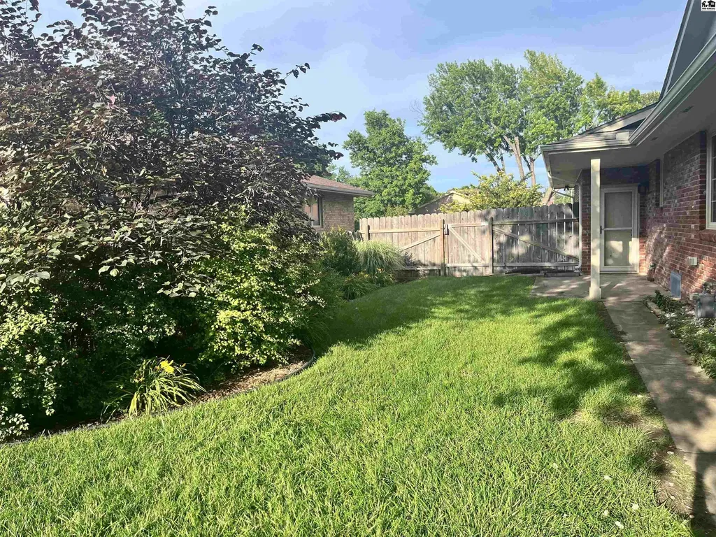 2603 Colorado Street Hutchinson KS 67502