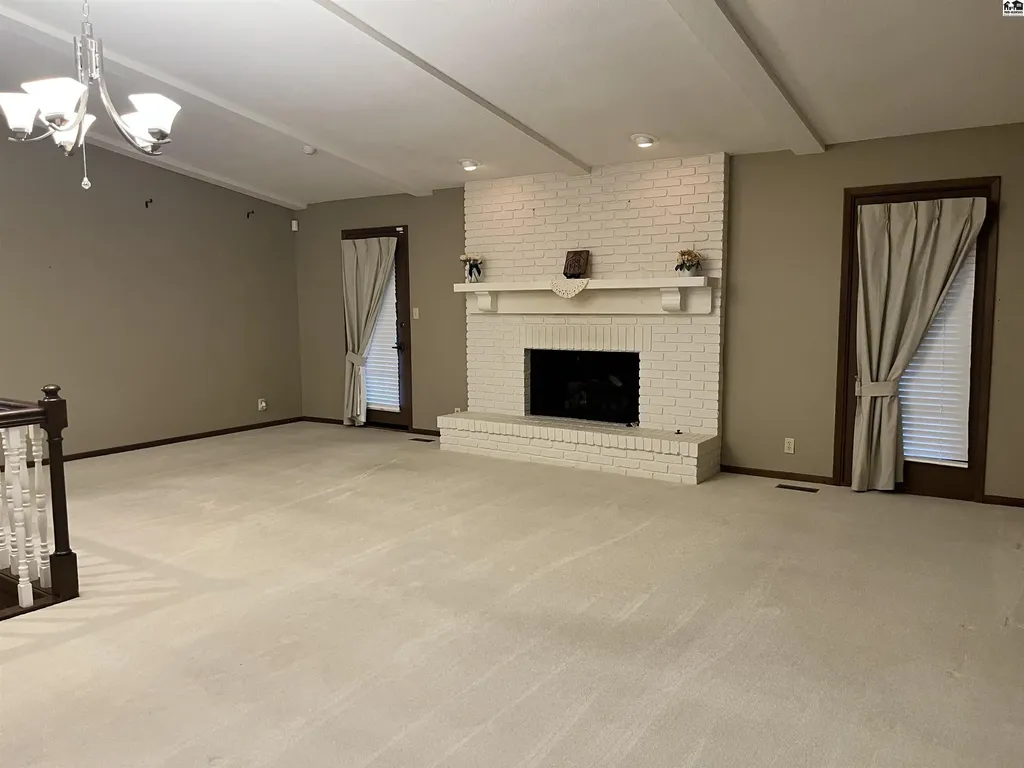 2603 Colorado Street Hutchinson KS 67502