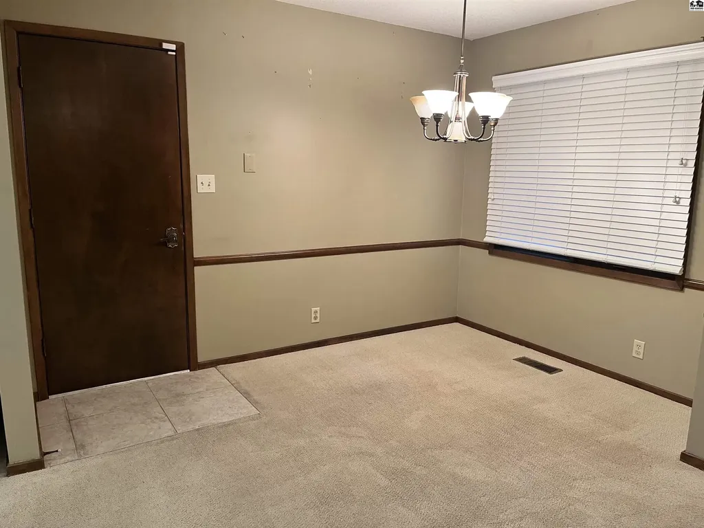 2603 Colorado Street Hutchinson KS 67502