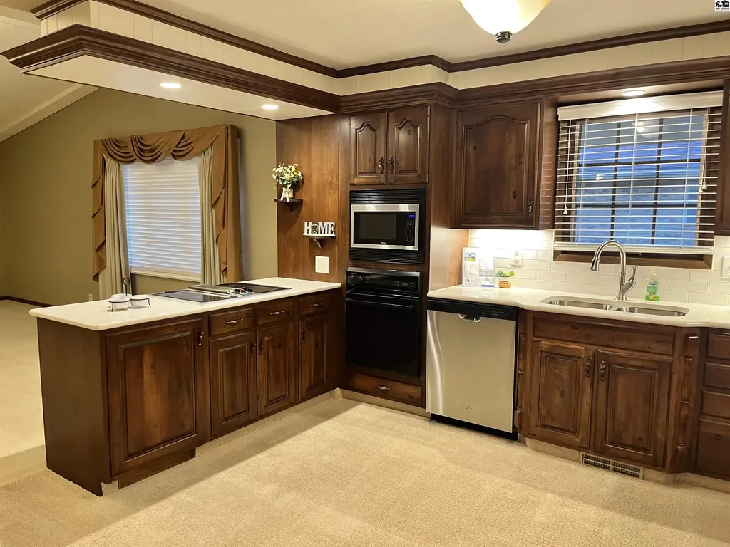2603 Colorado Street Hutchinson KS 67502