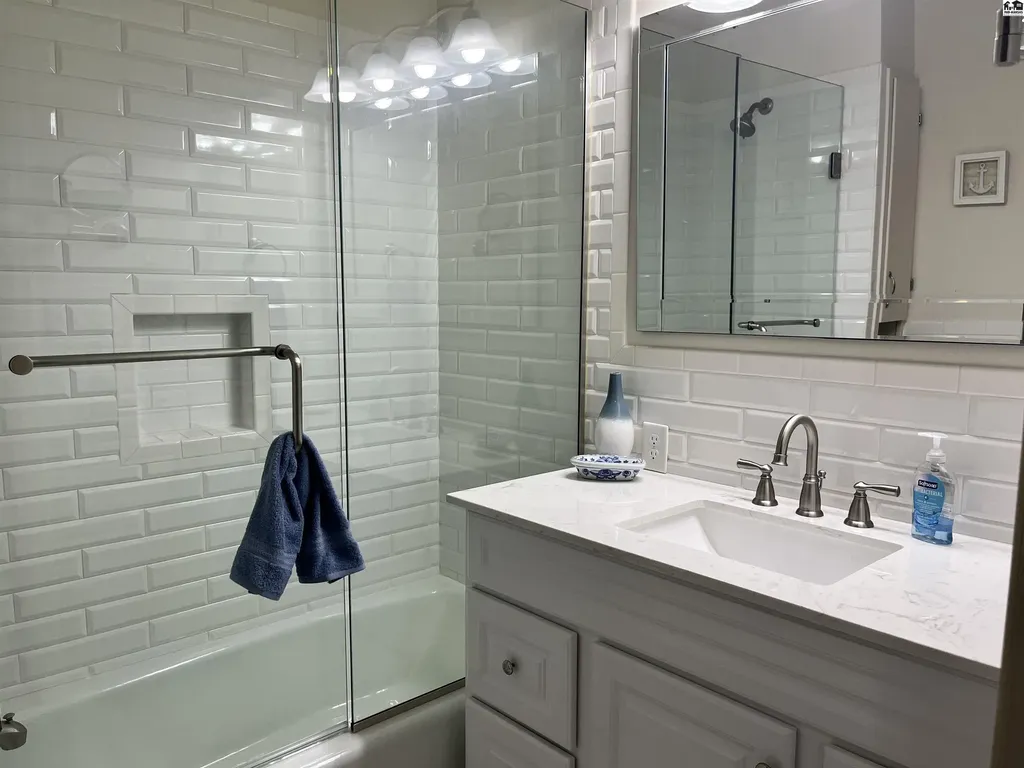 2603 Colorado Street Hutchinson KS 67502