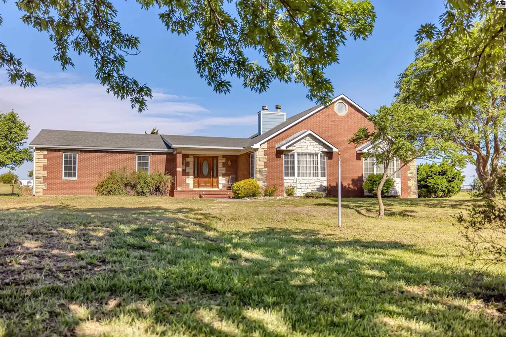19447 SW Meadowlark Road Rose Hill KS 67133