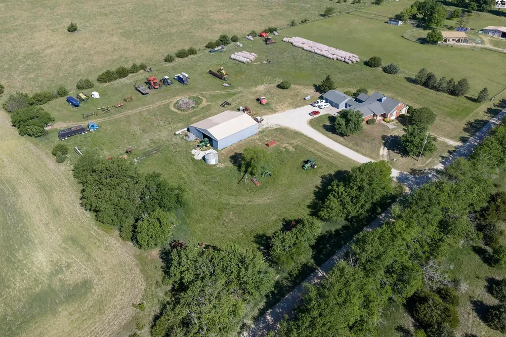 19447 SW Meadowlark Road Rose Hill KS 67133